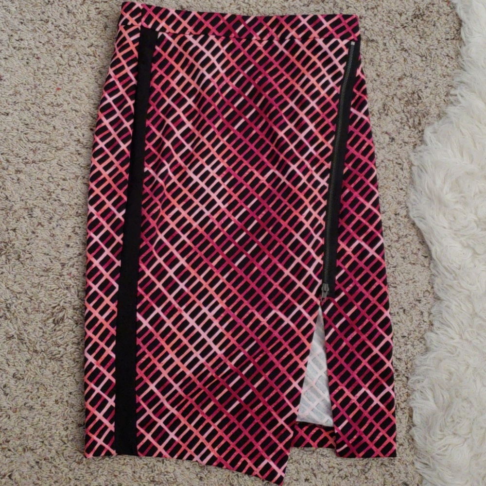 Pink skirt:)
